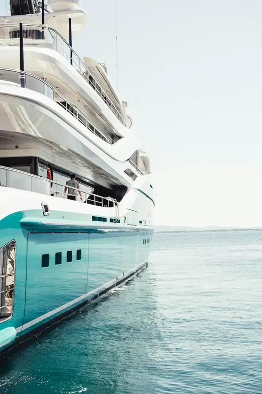 Charm.Yachts Premium Domain